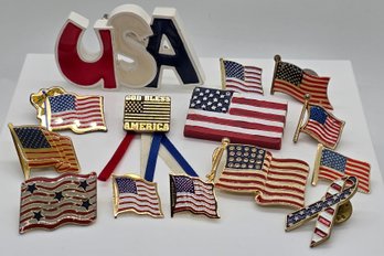 Lot Of Vintage USA & Flag Brooches & Pins