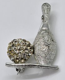 Vintage Dodds Signed Bowling Ball & Pin Brooch In Silvertone With Rhinestones