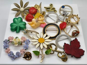 22 Assorted Vintage Pins