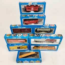 Life-Like HO Scale Train Cars