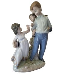 Vintage Lladro 5702 'Back To School' Porcelain Sculpture Figurine Hand Made In Spain 1989