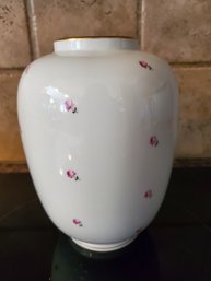 Wein Weiner Vienna Porcelain Flower Vase - Hand Painted Dainty Pink Roses With Gold Trim