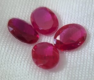 4 Beautiful 1 CT Oval Radiant Rubies ~ 6.50mm X 3.17mm X 1.60mm