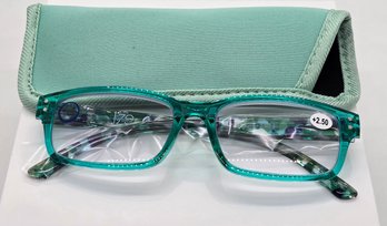 Green Gradient Fashion Glasses With Case