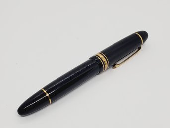 Vintage Black Montblanc Meisterstuck 149 Fountain Pen 14K White & Yellow Gold NIB