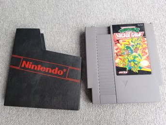 Nintendo NES Game Teenage Mutant Turtles 2 Arcade Game