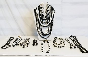 Mixed Lot Of Various Lengths And Styles White & Black Beaded Necklaces