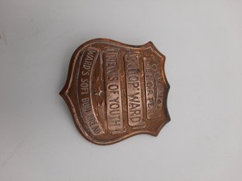 Original Circa 1930s WARDS SOFT BUN BREAD 'official Reporter' Badge