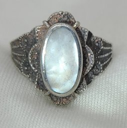 Vintage Sterling Silver Size 10 Victorian Style Mother Of Pearl Ring ~ 4.89 Grams