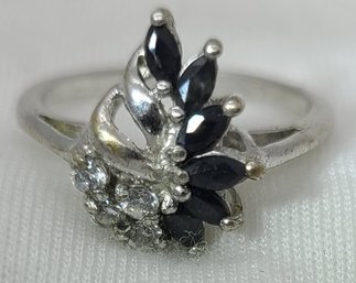 Vintage Sterling Silver Size 8 Extraordinary 6 Tested Spinel Stones Ring ~ 3.10 Grams