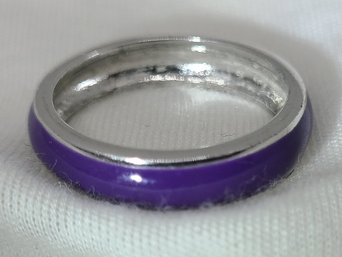 Vintage Sterling Silver Size 9 Purple Enamel Ring ~ 4.28 Grams