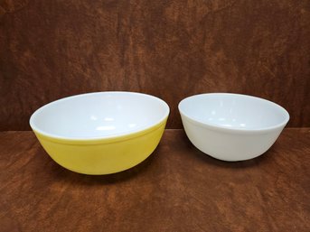 Vintage Pyrex Mixing Bowl Lot