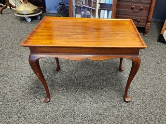 1934 Marcolis Queen Anne End/Side Table