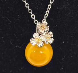 Yellow Jade Pendant Necklace In Rhodium Over Sterling