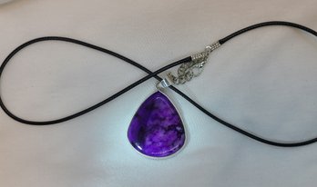 Sweet Silver Plated Purple Dendrite Opal On A Rope Necklace