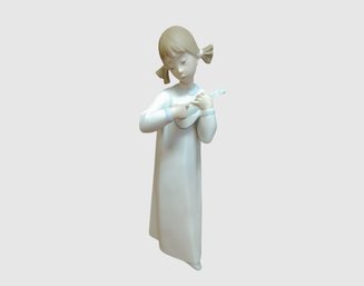 Lladro Figurine Girl With Mandolin