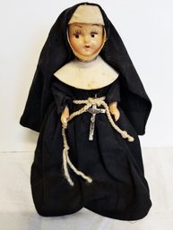 Vintage ARSUXEO 1950s Catholic Nun Doll  With Crucifix