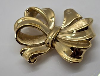 Vintage Trifari Brooch