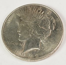 1922 Silver Peace Dollar (102 Years Old) Uncy