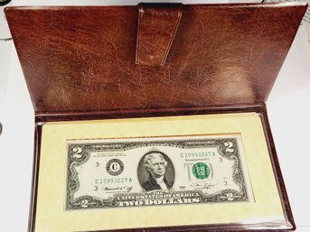 1976 Bicentennial $2 Dollar Bill UNC IN Folder Soft Case And History And Info