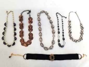 Vintage Selection Of 5 Gold & Silver Tone Fashion Necklaces