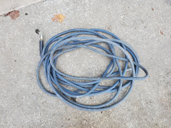 Air Compressor Hose With Fittings - 32 Feet