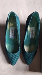 BALLY WOMEN'S PUMPS SZ 8 IN ORGINAL BOX