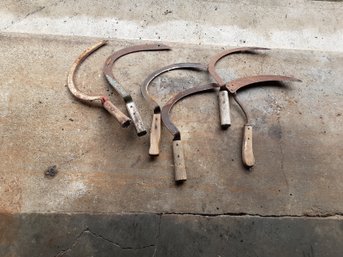 Primitive Handheld Sickles