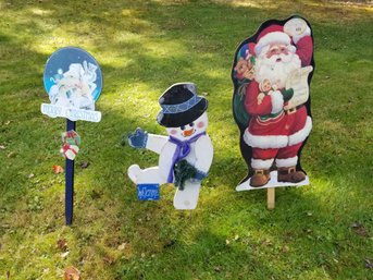 Christmas Yard Stakes Santa Claus And Frosty