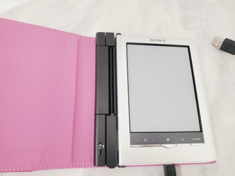 SONY Ereader Digital Book Reader Model PRS-350 - With Pink Cover