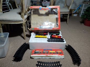 ECHO The Classic Rail Sound Light & Smoke Train Set - G Scale