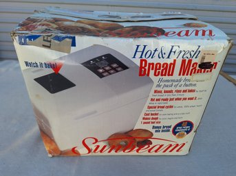 SUNBEAM PROGRAMMABLE BREADMAKER IN BOX