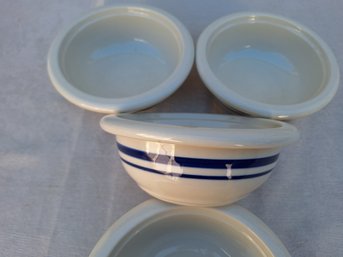 HARTSTONE POTTERY COUNTRY STYLE BOWLS SET OF 4