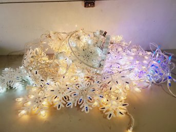 Large Lot Of Holiday Christmas Lighted Large Snowflake Light Garland Strands