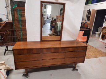 Mid Century Modern 9-Drawer Walnut Dresser With Matching Mirror- NO SHIPPING