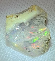 Amazing 3 Ct Etheopian Welo Opal Play Of Color Gemstone Nugget