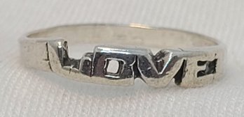 Sterling Silver Size 6 ' LOVE ' Ring ~ 1.35 Grams