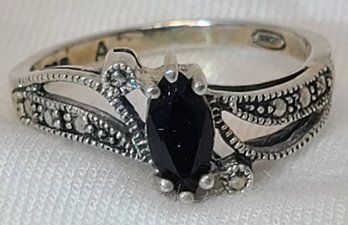 Beautiful Sterling Silver Size 8 Black Onyx Ring ~ 2.76 Grams