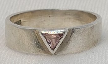 Sterling Silver Size 6 Ring With Triangle Pink Stone ~ 2.50 Grams