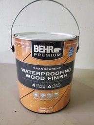 Behr Premium 1 Gallon Can Transparent Waterproofing Wood Finish #501 Natural Cedartone