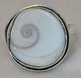 Wonderful Size 8 Shiva Eye Shell Ring