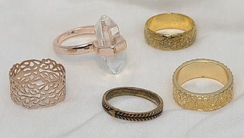 Five Assorted Size 7 Rings All Unmarked