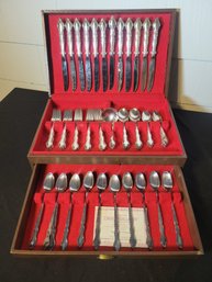 International DeepSilver Silver Plated Cutlery Set. In Box