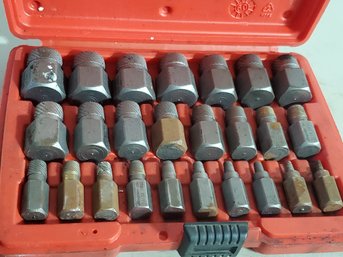 SNAP ON Tools USA REX25B Twenty Five Piece Screw Extractor Set In Case