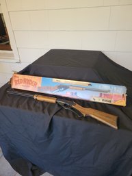 Vintage Daisy Red Ryder BB Gun With Box.