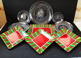 Set Of Creative Expressions Red,green & White And Clear Acrylic Round Holiday Table Dishes