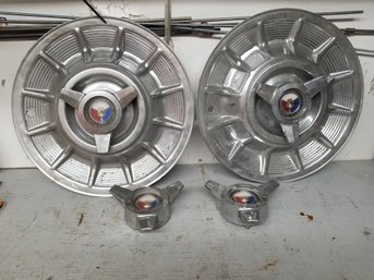 1963 Ford Galaxie Hubcaps And 3 Bars Spinners