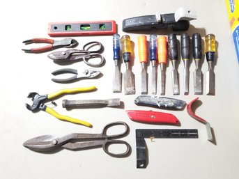 Miscellaneous Hand Tools - Snips, Chisels, Utility Knives & More