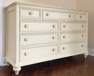 A Fine Quality Painted Wood Dresser By Wynwood Furniture