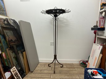 Wrought Iron Wagon Wheel Clothes Rack